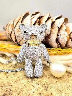 Rhinestone Walking Bear Pendant with Freshwater Pearl